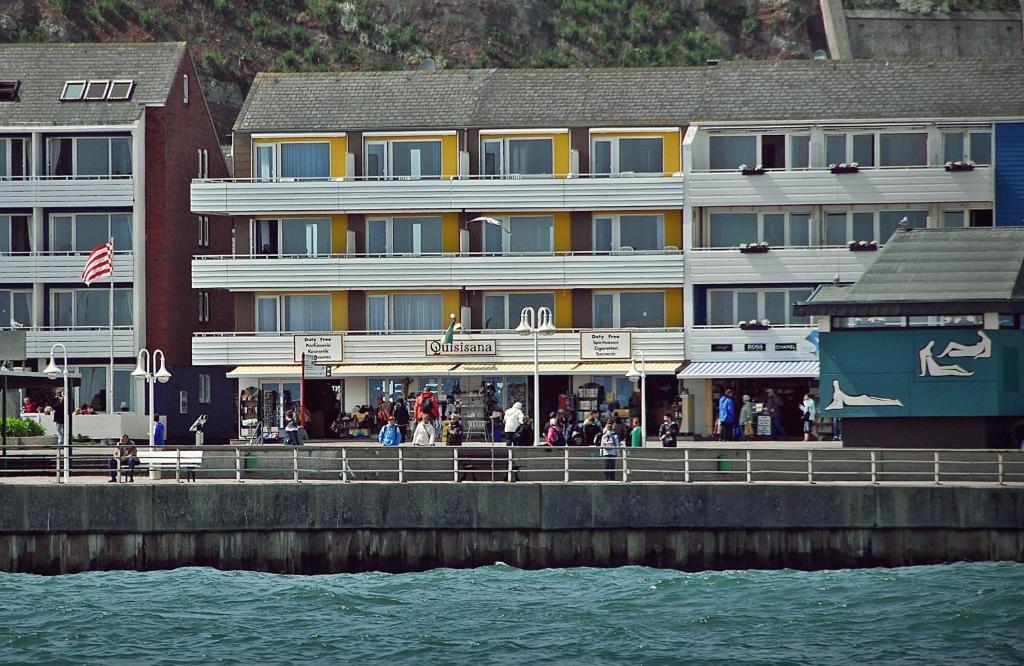 Hotel Quisisana & Appartements Quisi Heligoland Buitenkant foto